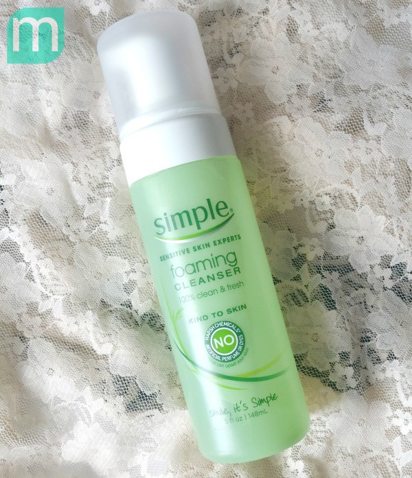 Sữa Rửa Mặt Tạo Bọt Simple Kind to Skin Vital Vitamin Foaming Cleanser Sữa Rửa Mặt Tạo Bọt Simple Kind to Skin Vital Vitamin Foaming Cleanser - Ảnh 3