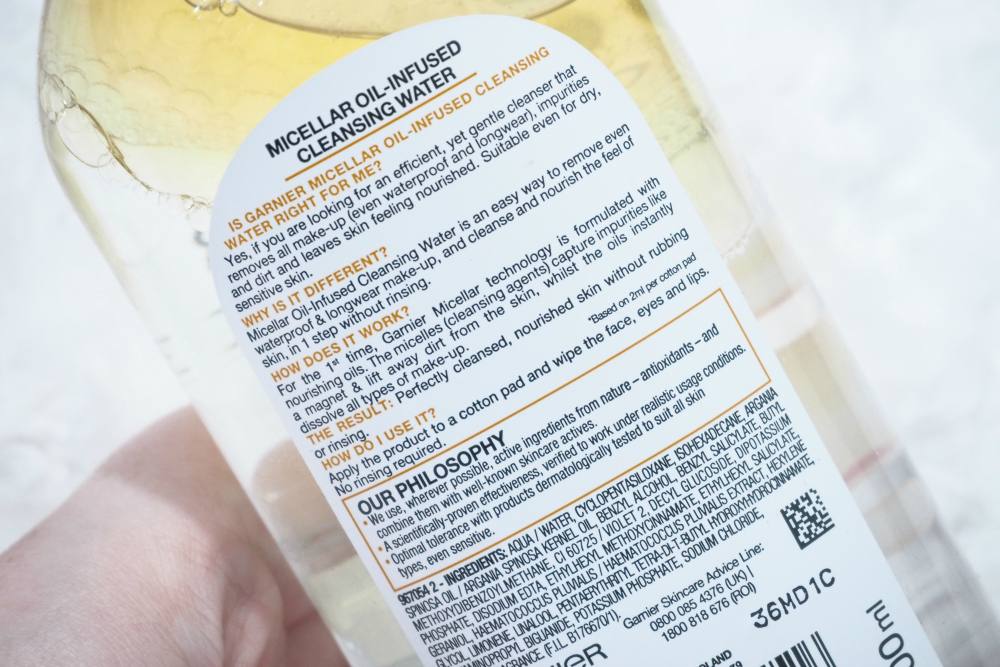 Tẩy Trang Garnier Skin Active Oil-Infused Micellar Cleansing Water dau-tay-trang-garnier-skin-active-oil-infused-micellar-cleansing-water-2