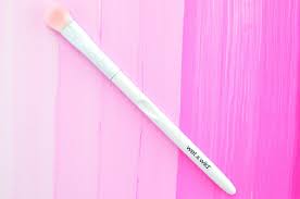 Cọ đánh phấn mắt Wet n Wild - Large Eyeshadow Brush co-wet-n-wild-large-eyeshadow-brush