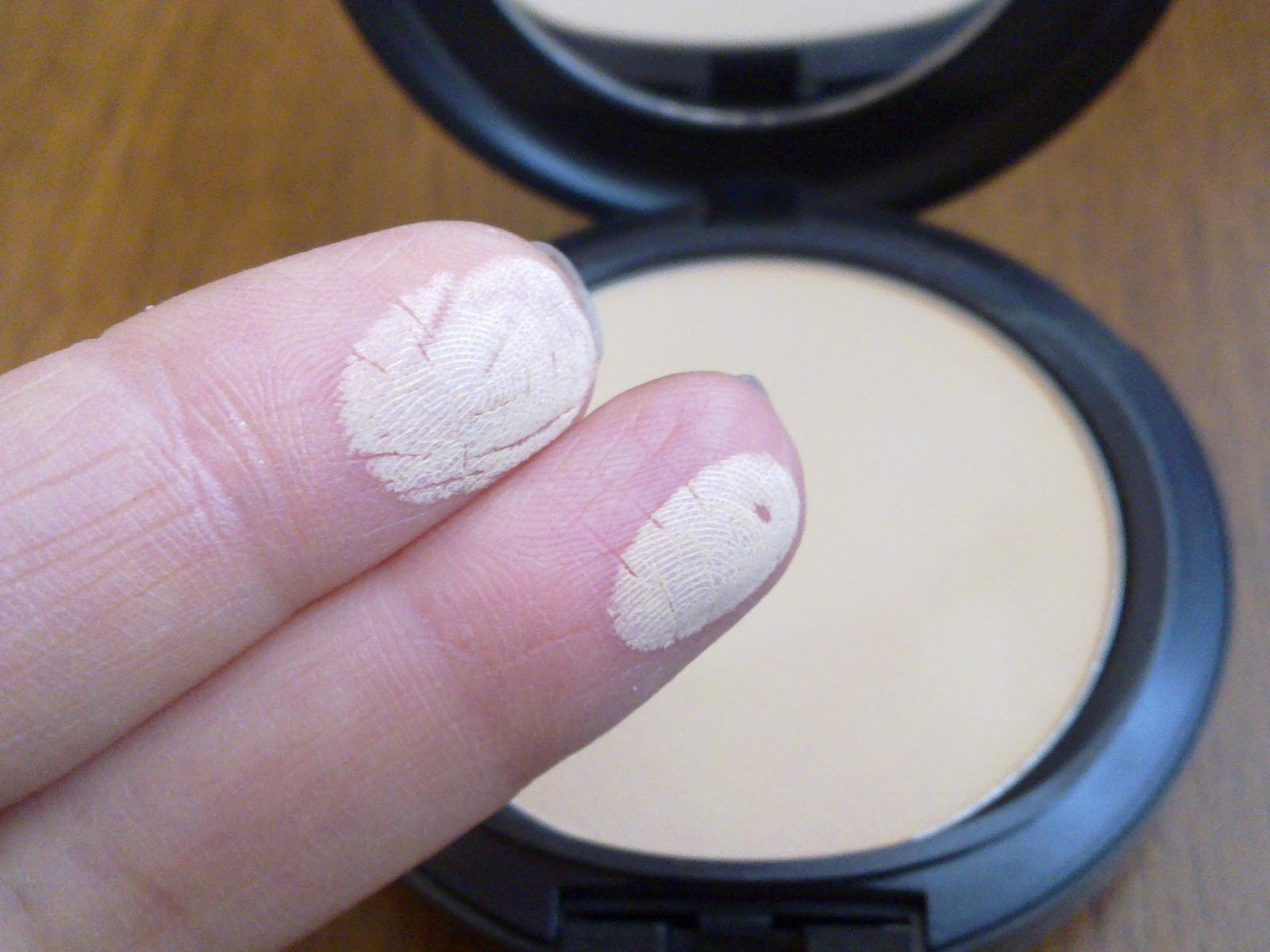 Gợi Ý Routine Makeup Cuối Năm 2022