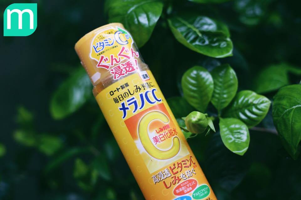 Bạn có thực sự cần nước hoa hồng cho routine chăm sóc da của mình? ban-co-thuc-su-can-nuoc-hoa-hong-cho-routine-cham-soc-da-cua-minh