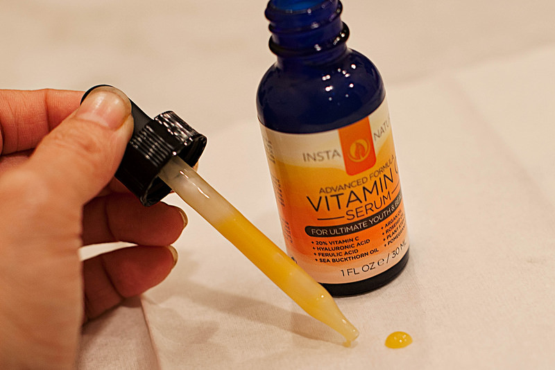 Bí kíp xử lí và ngăn ngừa tình trạng da bị giãn mao mạch serum-tri-tham-insta-natural-vitamin-C