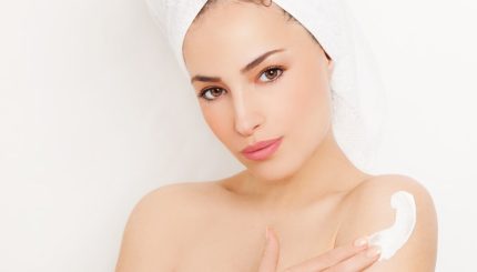 BODY SKINCARE ROUTINE: 5 Bí Mật Dành Cho Phái Nữ Để Sở Hữu 1 Làn Da Khỏe Mạnh Và Mịn Màng