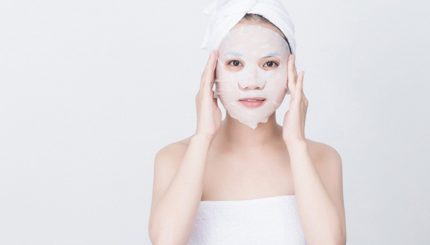 Nên Đưa Mặt Nạ Giấy Vào Chu Trình Chăm Sóc Da Như Thế Nào?