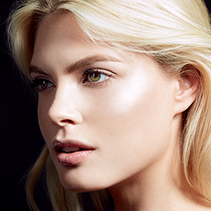Highlighter Maybelline master chrome - 050 Molten Rose Gold highlighter-maybelline-master-chrome-50-molten-rose-gold