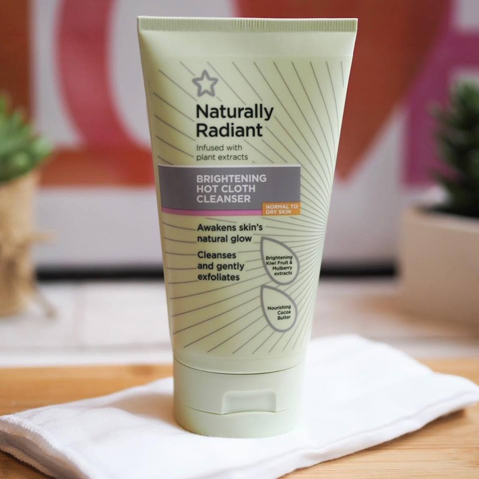 cham-soc-lan-da-toan-dien-voi-naturally-radiant