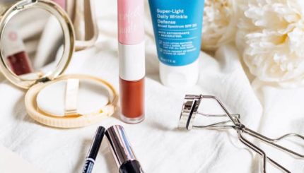 5-make-up-buoi-sang-truoc-khi-di-lam