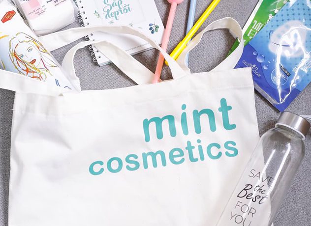 qua-tang-khi-mua-hang-tai-cac-co-so-mint-cosmetics