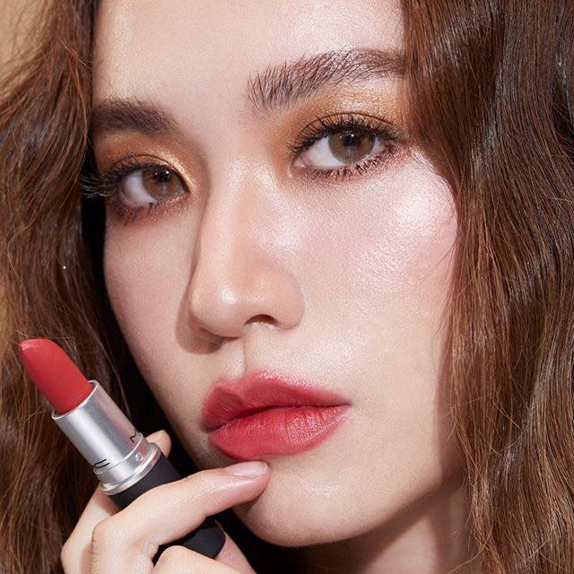 so-sanh-son-mac-powder-kiss-stay-curious-va-werk-werk-werk