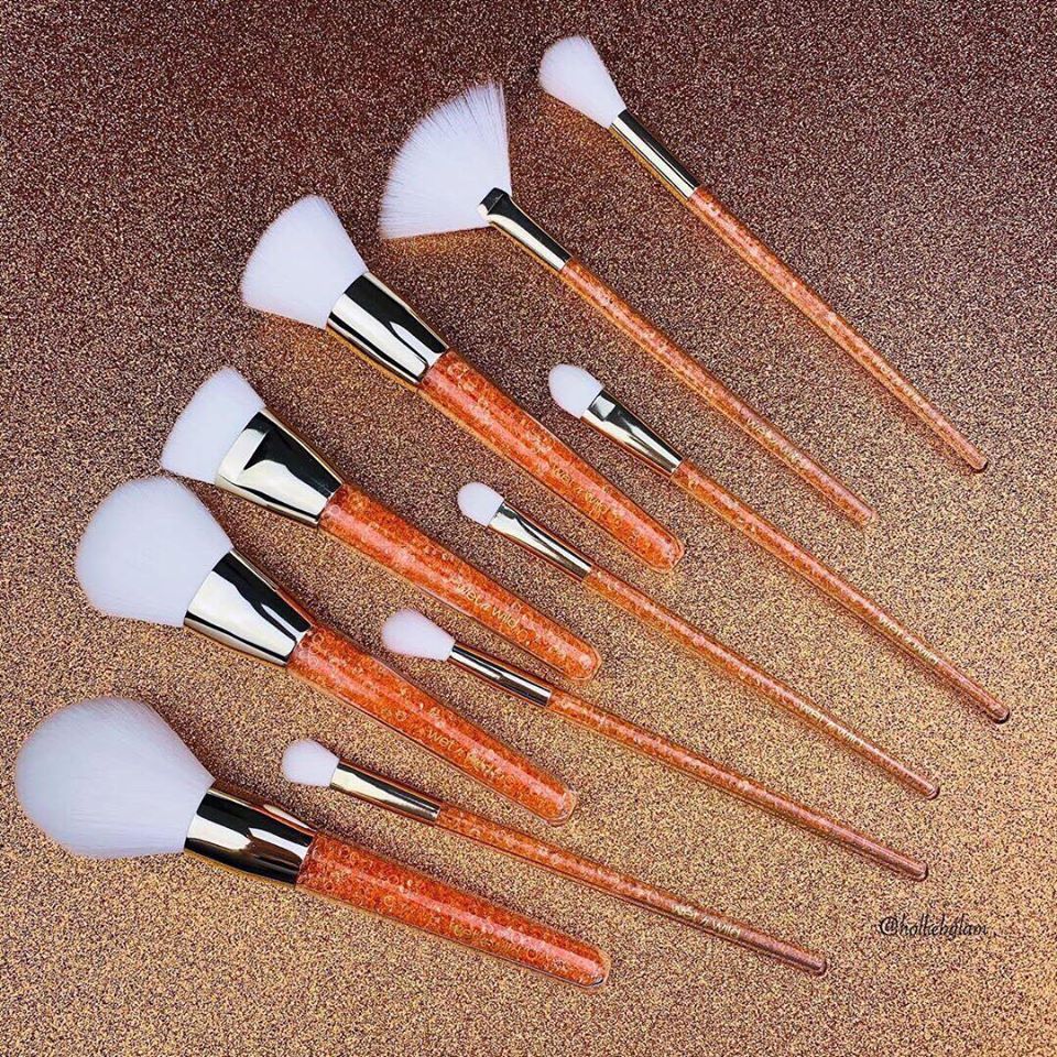 Set Cọ Wet N Wild 10 Cây Ensemble De 10 Pinceaux set-co-wet-n-wild-10-cay-ensemble-de-10-pinceaux5