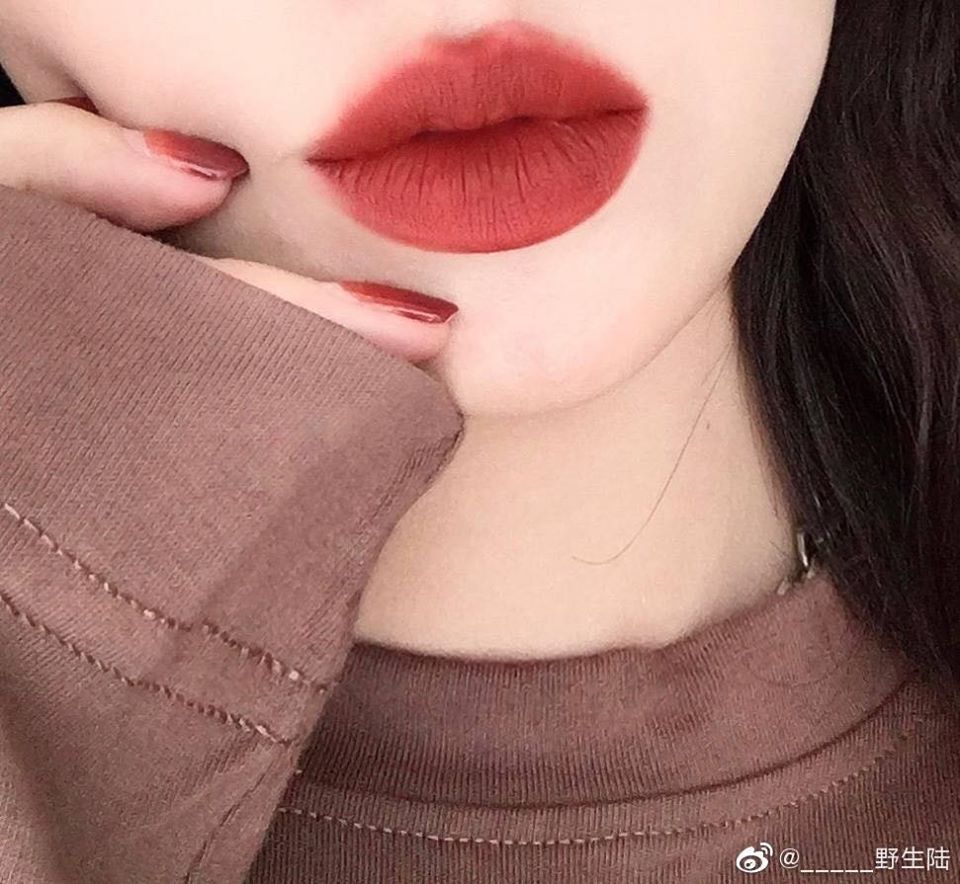 update-bang-mau-son-colourpop-dang-co-o-mint