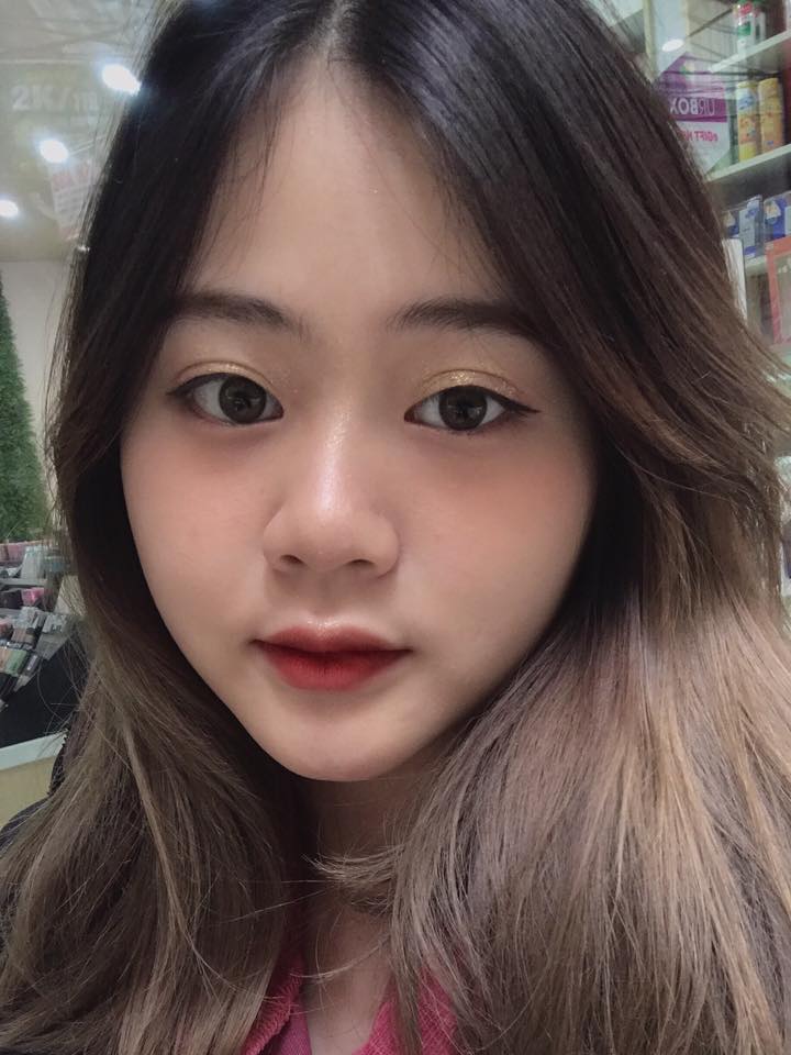 chu-trinh-make-up-nhanh-gon-nhe3