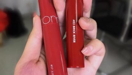 Swatch Review 2 Son Bóng Nổi Như Cồn Từ Nhà Romand swatch-review-2-son-bong-noi-nhu-con-tu-nha-romand