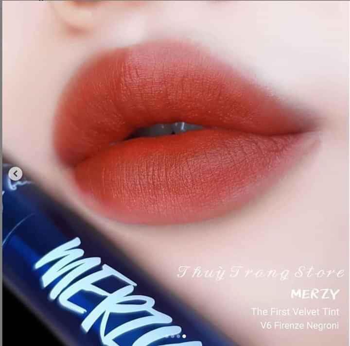 Combo 2 Son Kem Merzy V6 Vỏ Xanh The First Velvet Tint combo-2-son-kem-merzy-v6-vo-xanh-the-first-velvet-tint