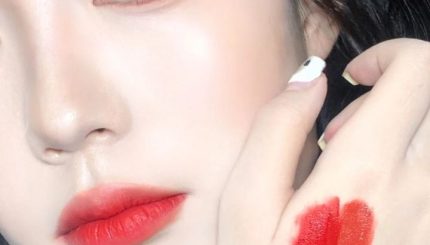 swatch-mix-son-3ce-needful-va-macaron-red
