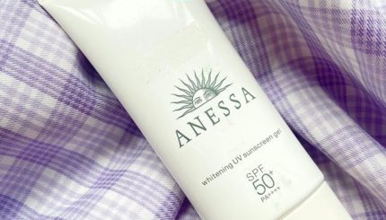 review-kem-chong-nang-anessa-whitening-uv-gel