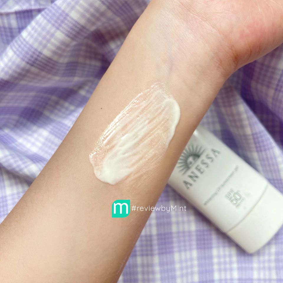 review-kem-chong-nang-anessa-whitening-uv-gel2