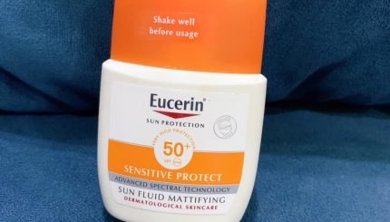 review-kem-chong-nang-eucerin-sensitive
