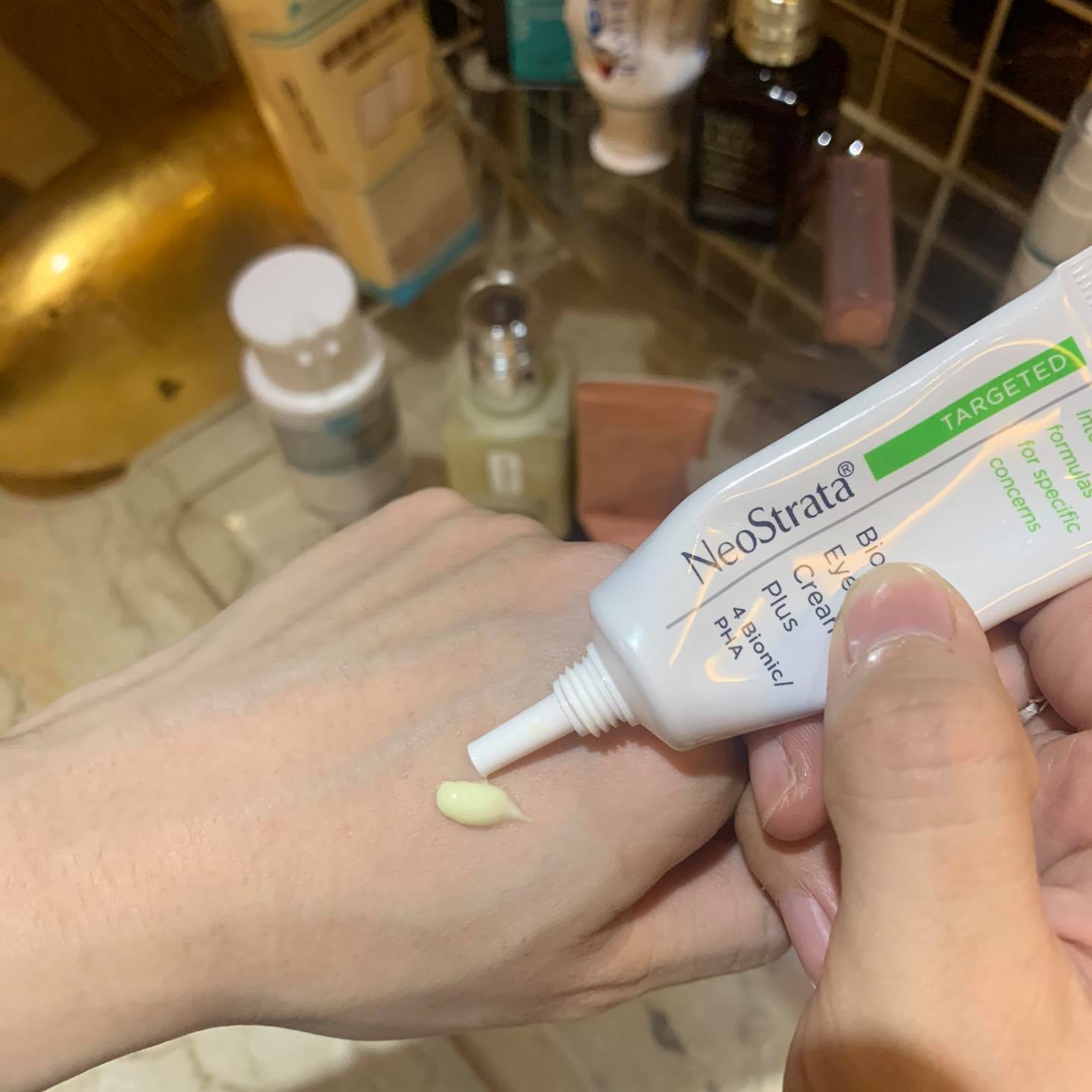 Review Kem Mắt NEOSTRATA BIONIC EYECREAM PLUS 4Bionic/PHA review-kem-mat-neostrata-bionic-eyecream-plus-4bionic-pha