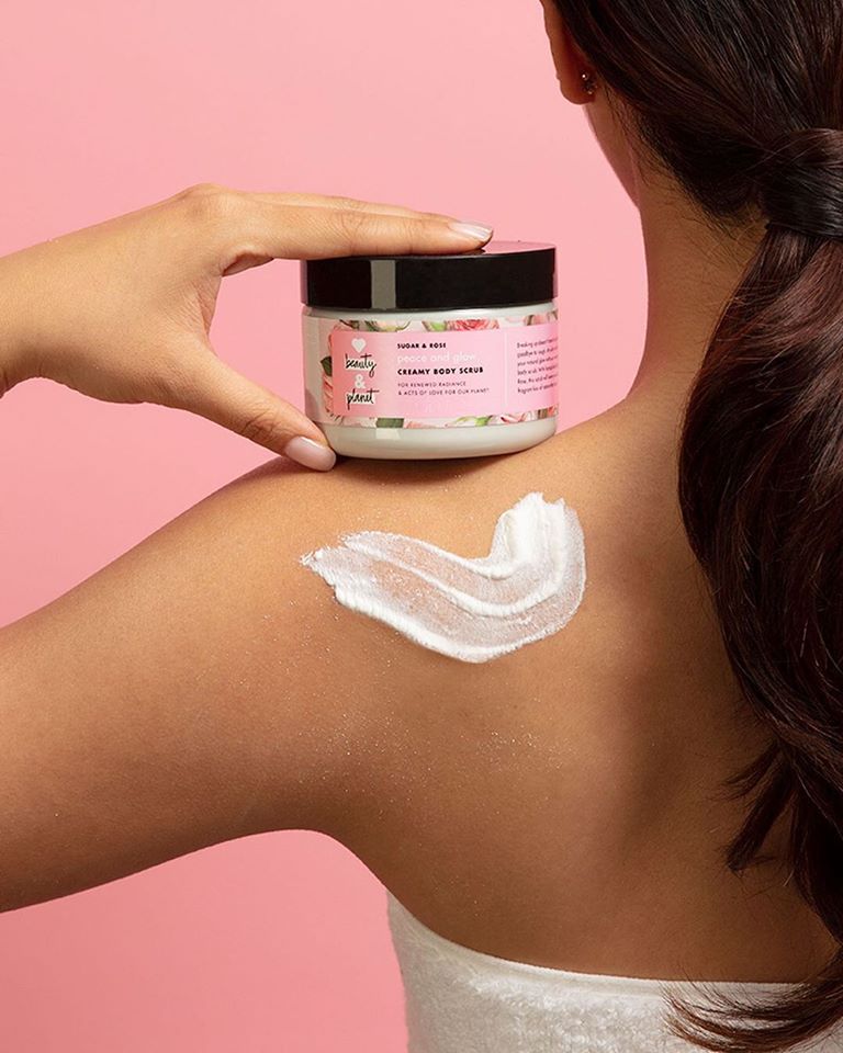 Tẩy Da Chết Body Love Beauty & Planet Creamy Body Scrub tay-da-chet-body-love-beauty-planet-creamy-body-scrub
