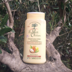 Dầu gội Le Petit Olivier Olive, Shea, Argan Oils
