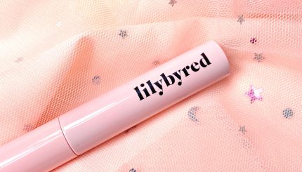 Review: Mascara Lilybyred siêu chống nước, đẹp tự nhiên