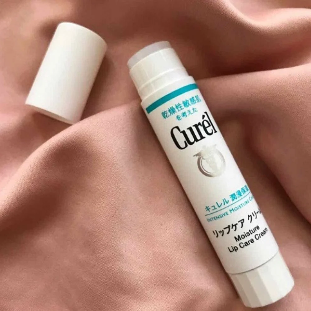 Son Dưỡng Môi Curel Intensive Moisture Lip Care Cream