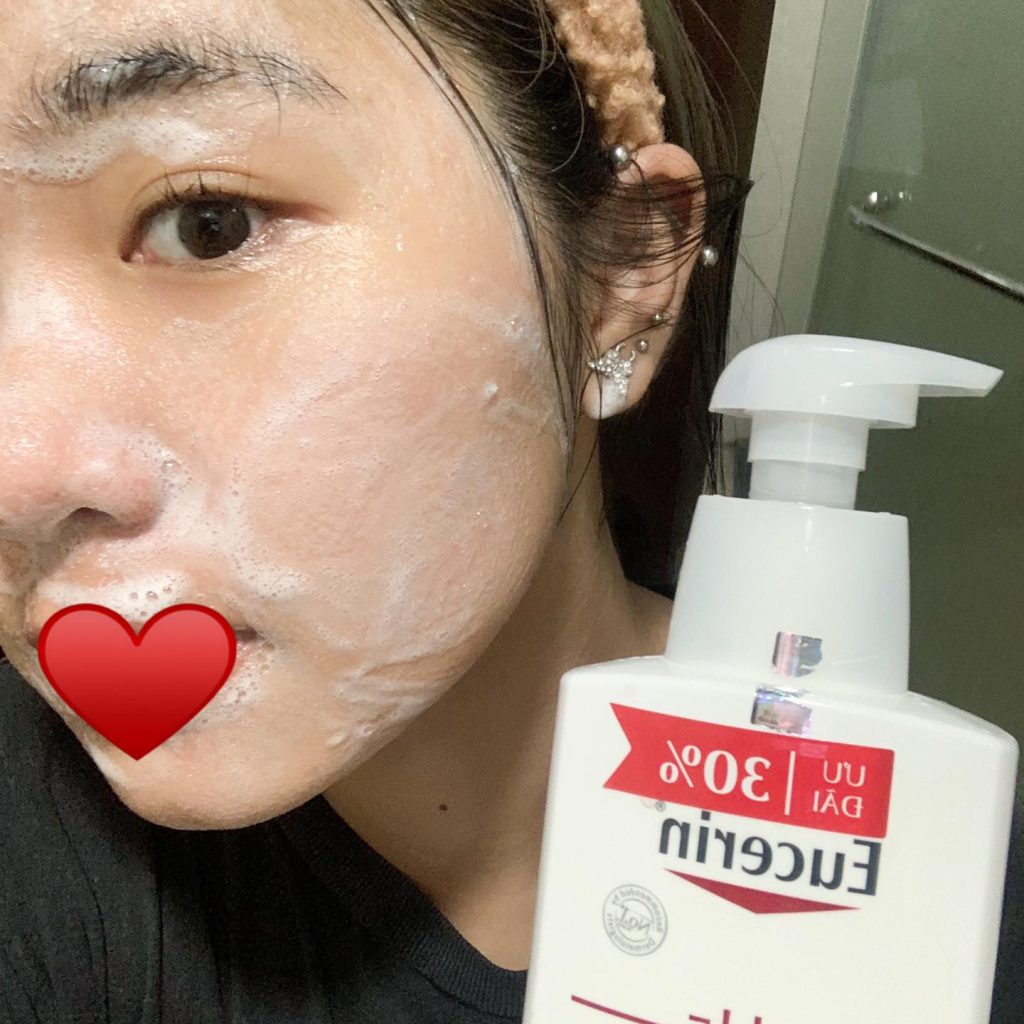 Review sữa rửa mặt cho da siêu nhạy cảm Eucerin pH5