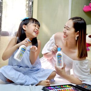 Dưỡng Thể Cetaphil Pro AD Derma Skin Restoring Moisturizer 295ml