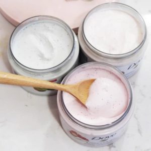 Tẩy Da Chết Toàn Thân Dove - Pomegranate Seeds & Shea Butter 298g