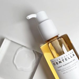 Dầu Tẩy Trang Skin1004 Madagascar Centella Cleansing Oil 200ml