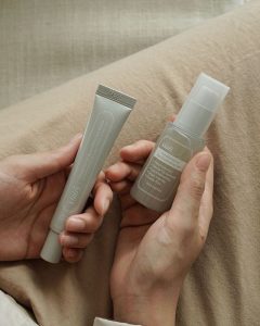 Kem Mắt Dạng Kem Klairs Fundamental Nourishing Eye Butter 20g