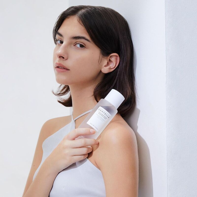 Nước Hoa Hồng Skin1004 Madagascar Centella Tone Brightening Boosting Toner 210ml Nước Hoa Hồng Skin1004 Madagascar Centella Tone Brightening Boosting Toner 210ml - Ảnh 6