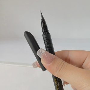 Bút Kẻ Mắt Nước Maybeline New York Hyper Sharp Liner Extreme 0.4g Bút Kẻ Mắt Nước Maybeline New York Hyper Sharp Liner Extreme 0.4g