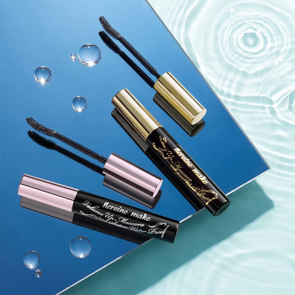 Mascara Kiss Me Nâng Cao Và Dày Mi Make Volume Up (Tím)