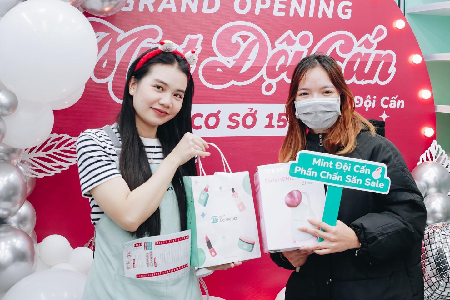 Góc Check In Tại Mint Đội Cấn – Check In Ngay Nhận Quà Liền Tay