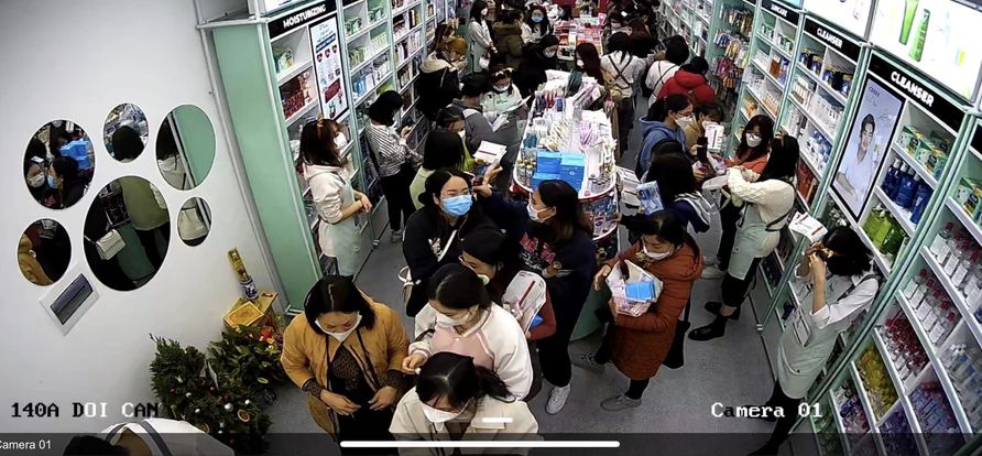 Không Khí Săn DEAL GIỜ VÀNG GIÁ SHOCK Tại Mint Đội Cấn 