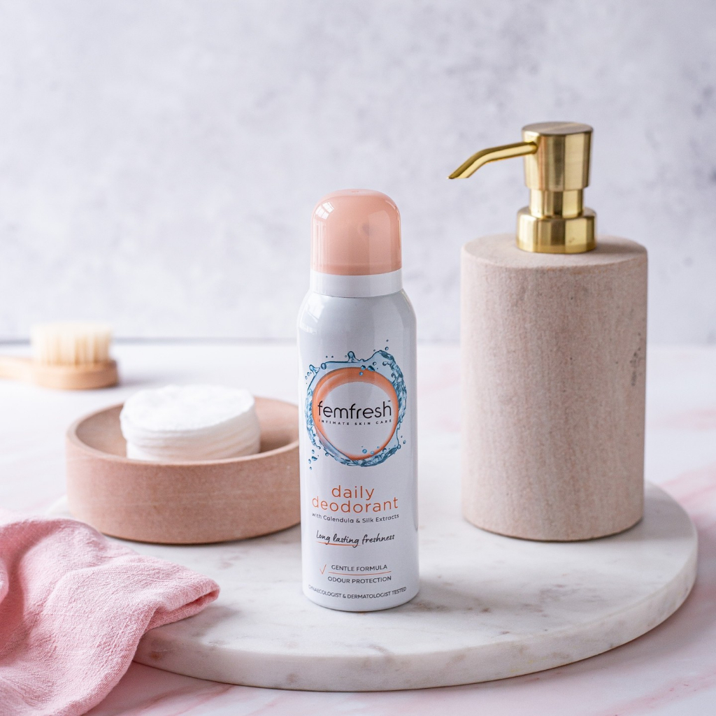 Xịt Thơm Mát Vùng Kín Femfresh 125ml