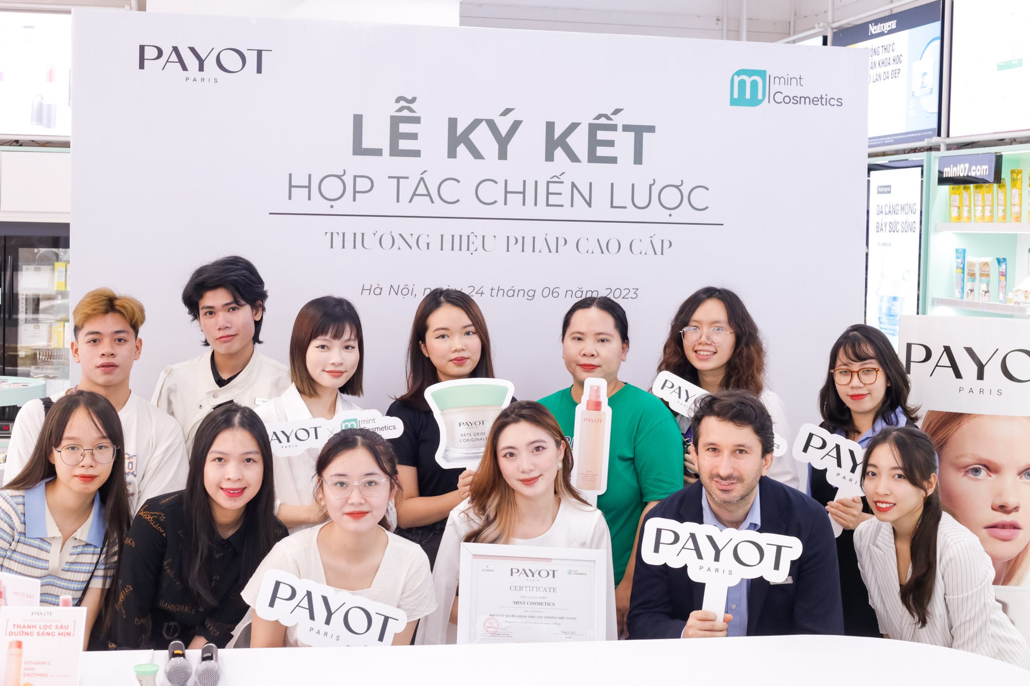 [MINTxPAYOT] Mừng Lễ Ký Kết Thành Công Rực Rỡ