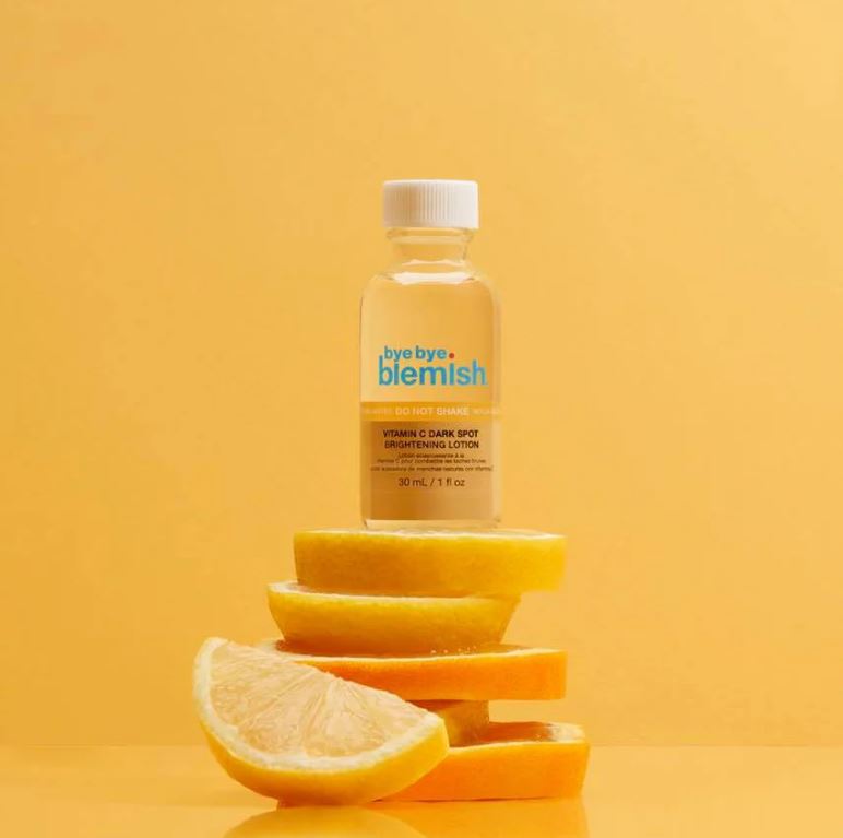 Chấm Mụn Bye Bye Blemish Vitamin C Dark Spot Brightening Lotion 30ml