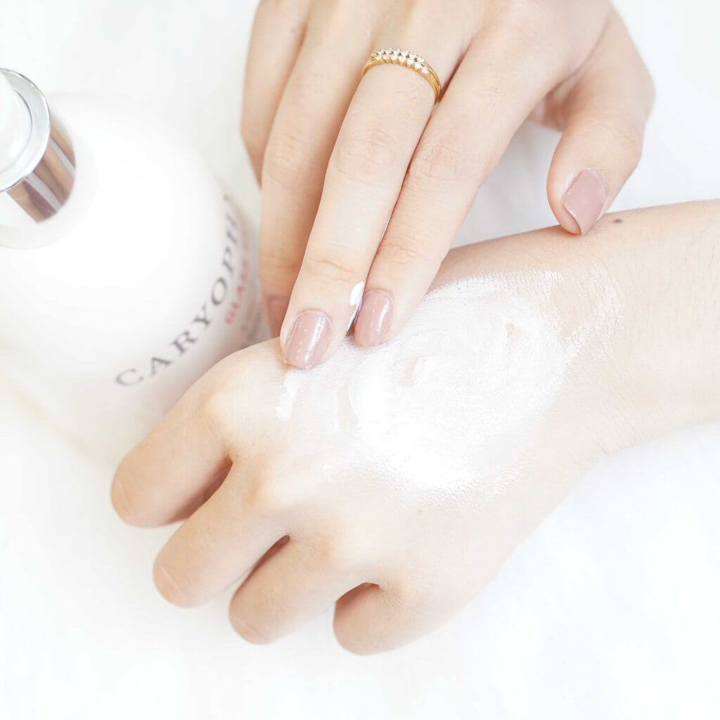 Caryophy Glass Skin In Shower Body Tone-Up Cream 330g