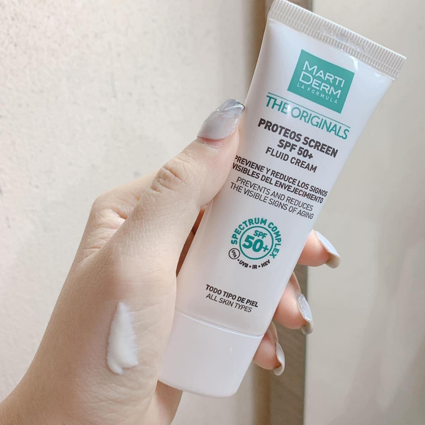 Kem Chống Nắng Martiderm Proteos Screen SPF 50 Color Fluid Cream Light 40ml Kem Chống Nắng Martiderm Proteos Screen SPF 50 Color Fluid Cream Light 40ml
