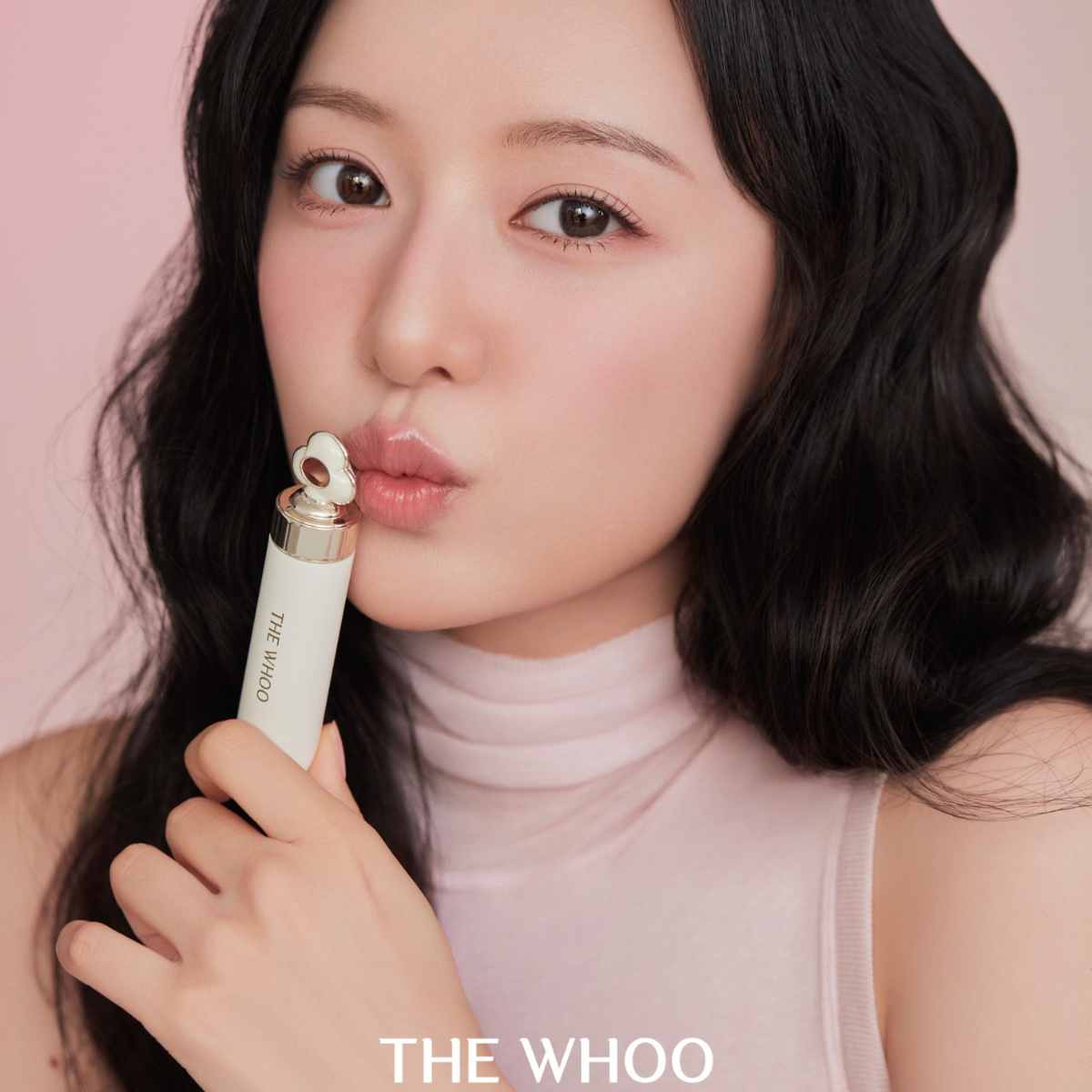 Son Dưỡng Có Màu Đông Y The Whoo Essential Lip Glow Balm 3.3g Son Dưỡng Có Màu Đông Y The Whoo Essential Lip Glow Balm 3.3g